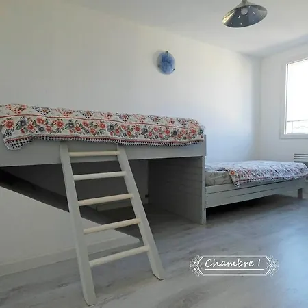 Maison Confortable à 10 Km Des Plages De La Méditerranée Au Bord Du Village Pittoresque Сasa de vacaciones