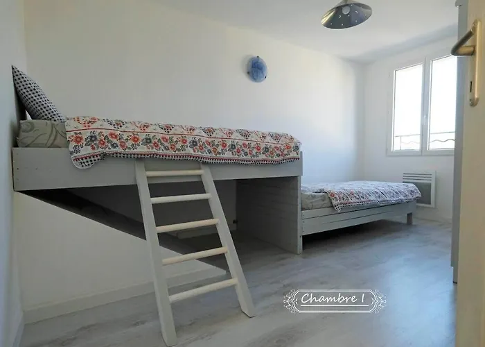 Maison Confortable A 10 Km Des Plages De La Mediterranee Au Bord Du Village Pittoresque Feriehus